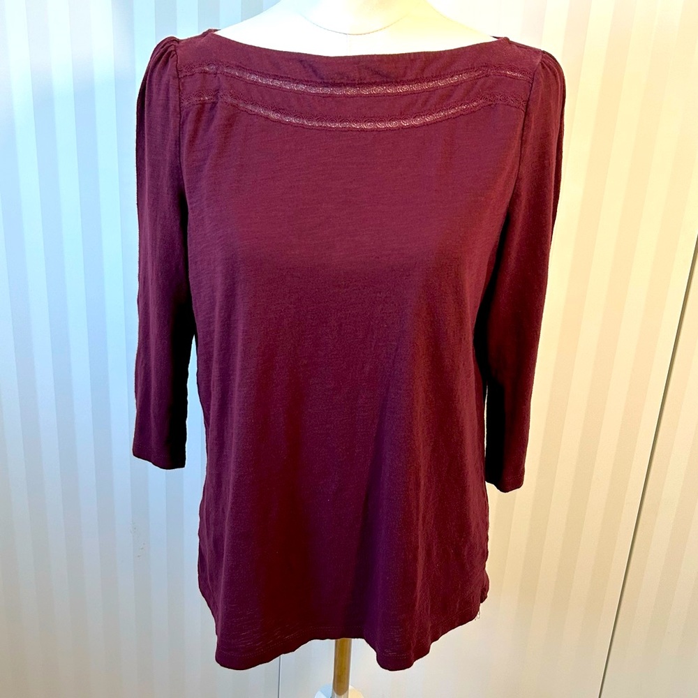 Ann Taylor LOFT deep burgundy long sleeve boat neckline lace accent Size XL